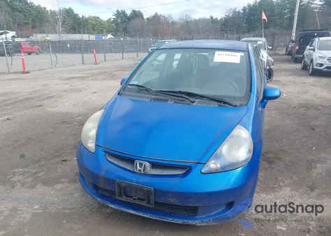 2008 Honda Fit z USA, uszkodzony, nr VIN JHMGD37428S065105